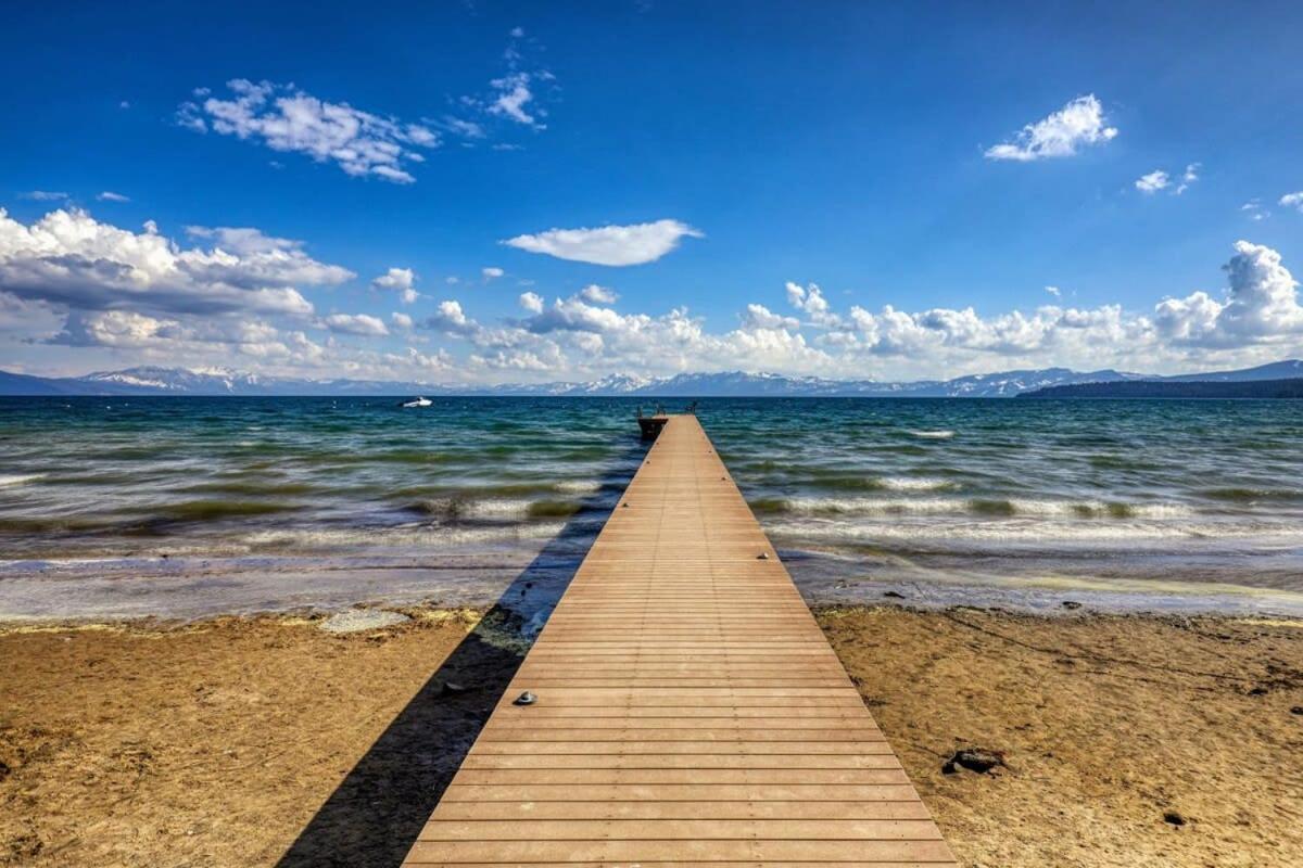 Lakeside Studio Steps From The Beach タホ・ビスタ エクステリア 写真