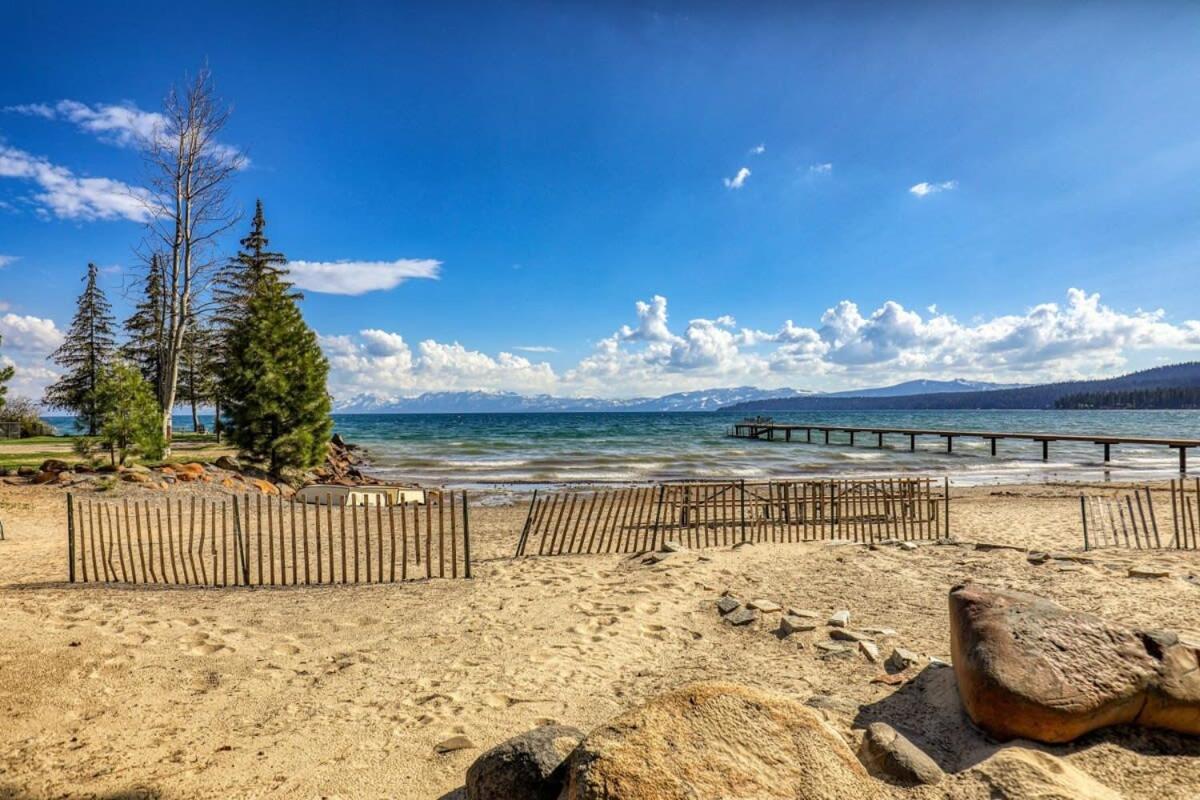 Lakeside Studio Steps From The Beach タホ・ビスタ エクステリア 写真